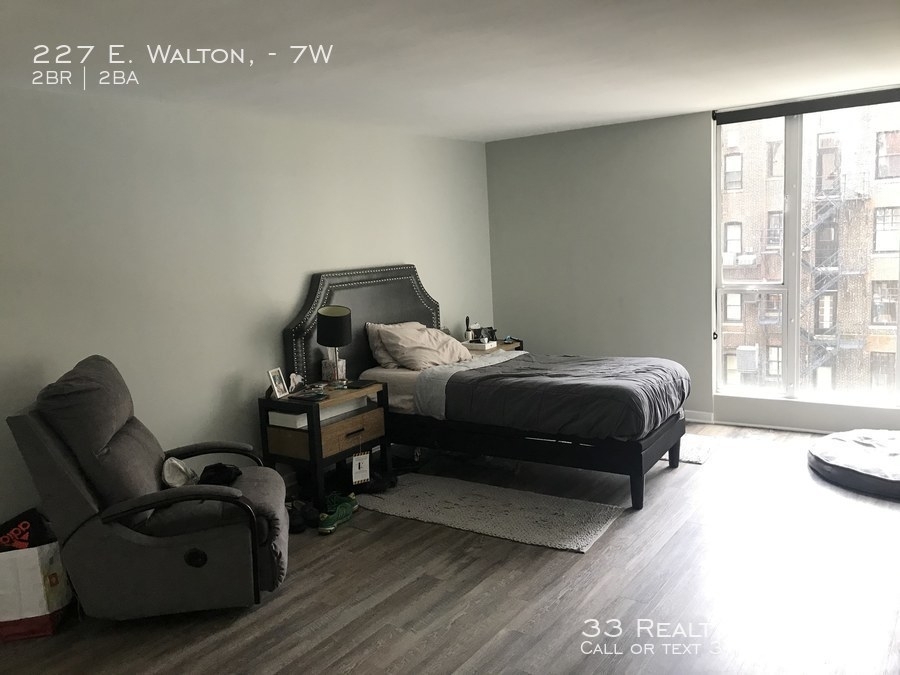 227 E. Walton, - Photo 6