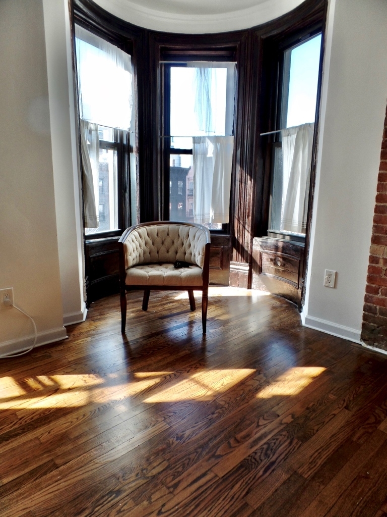 515 Clinton Avenue - Photo 1