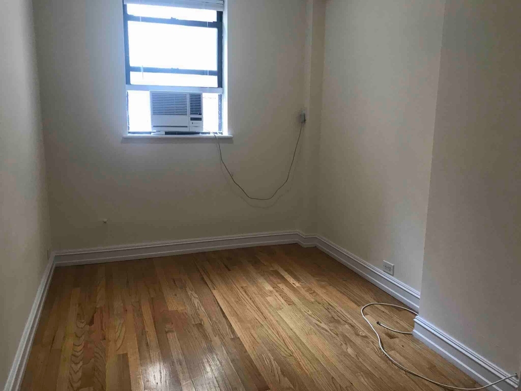 235 East 46th Street - Photo 10