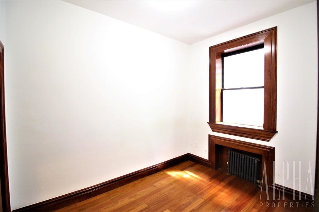 502 East 89th Street - Photo 1