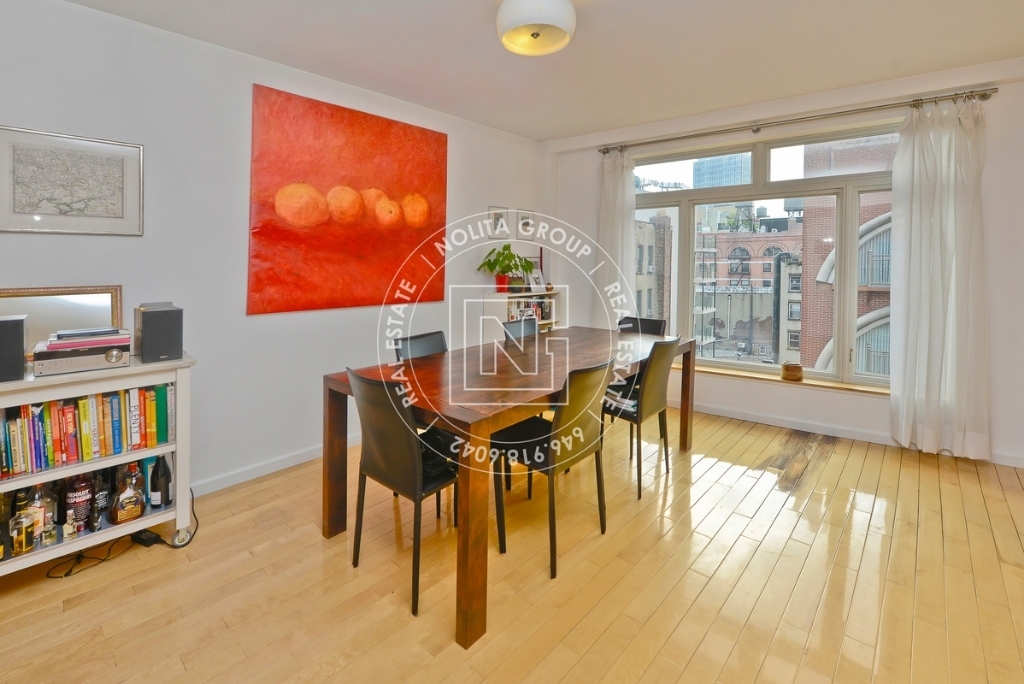 156 Mott Street - Photo 3