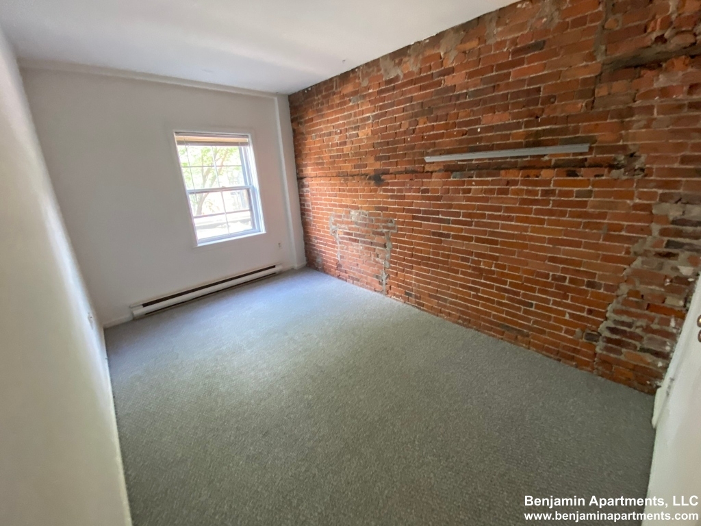 1750 Washington Street - Photo 11