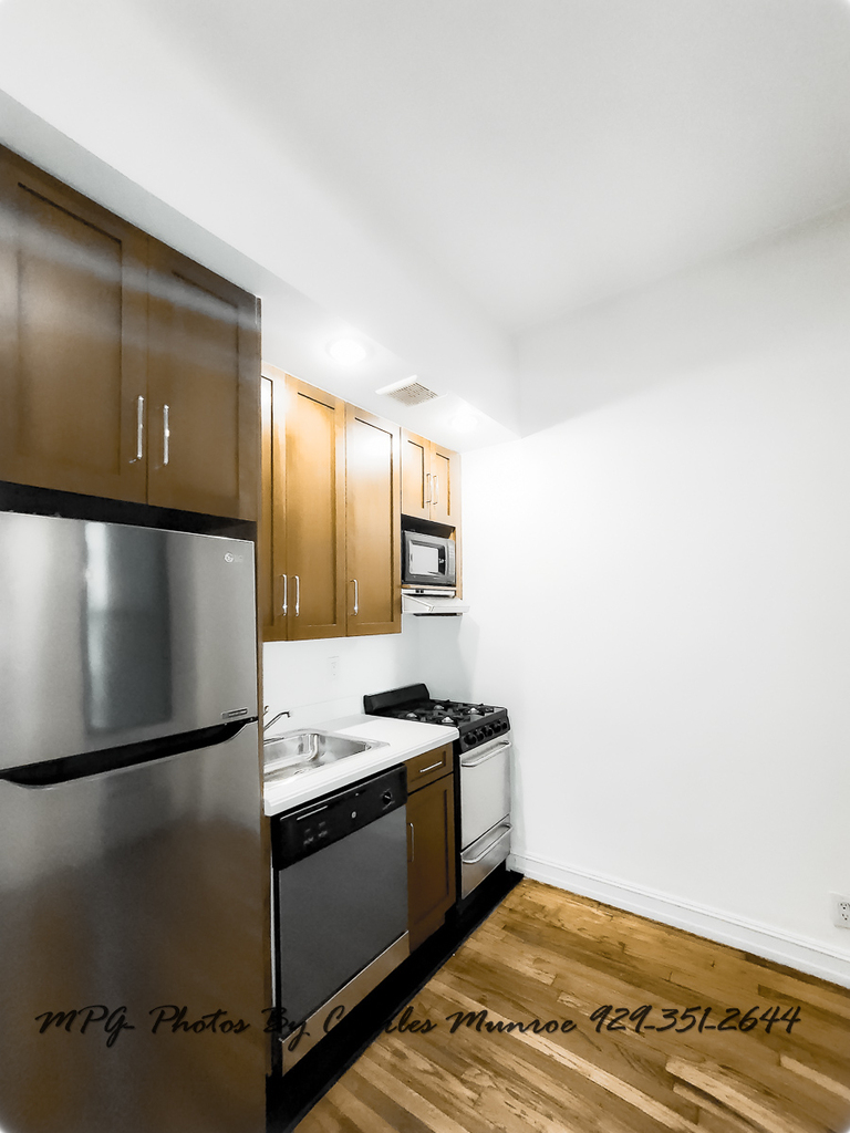 119 East 89th Street - Photo 2