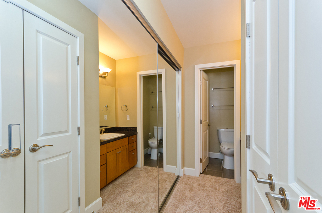 10982 Ave Roebling - Photo 22