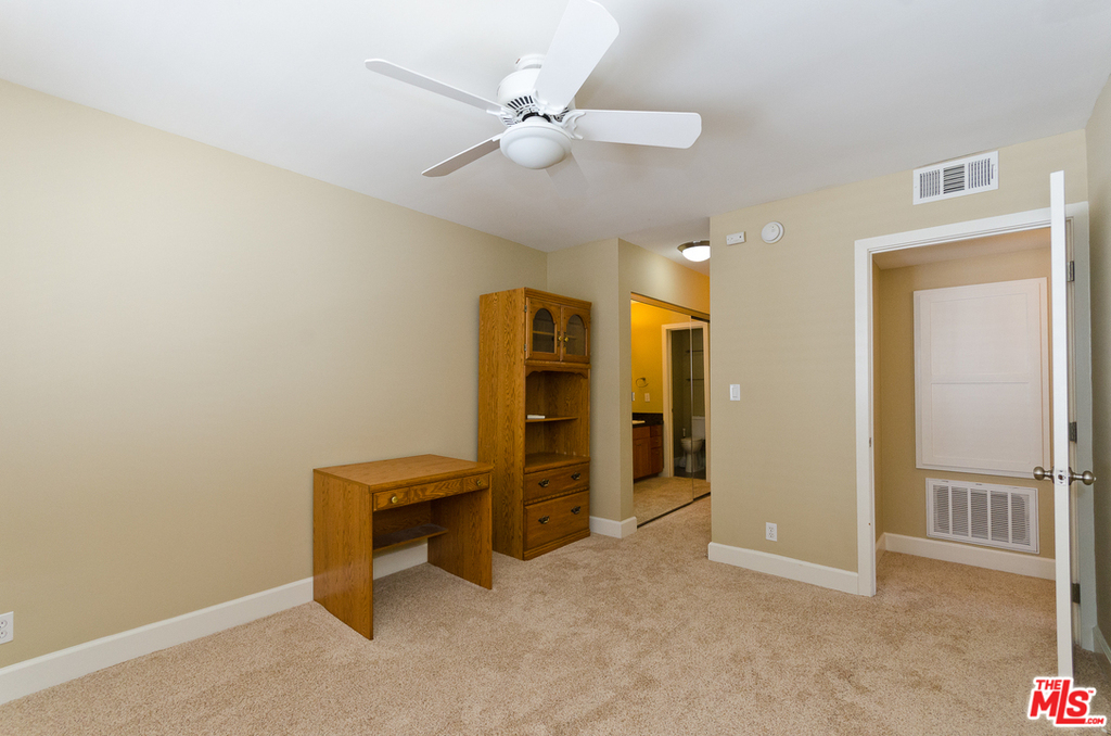 10982 Ave Roebling - Photo 17