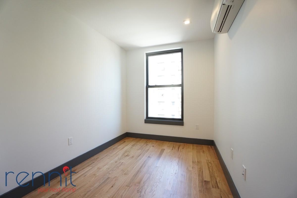 972 Greene Ave - Photo 11