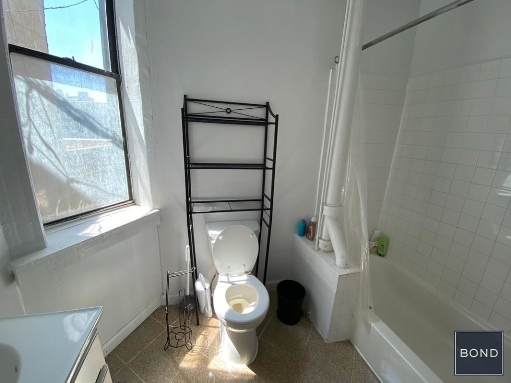 254 E 3 Street - Photo 3