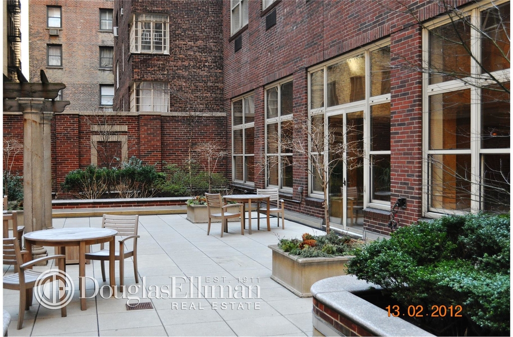 120 East 87th St - Photo 10