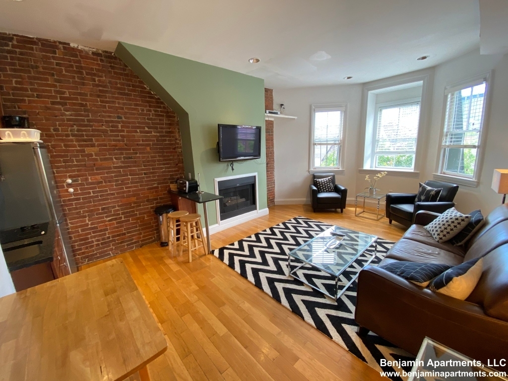 476 Columbus Avenue - Photo 0