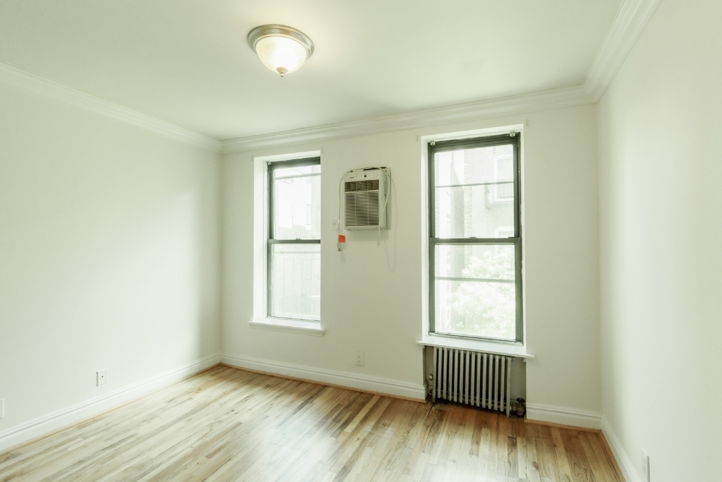 215 East 84th Street - Photo 2