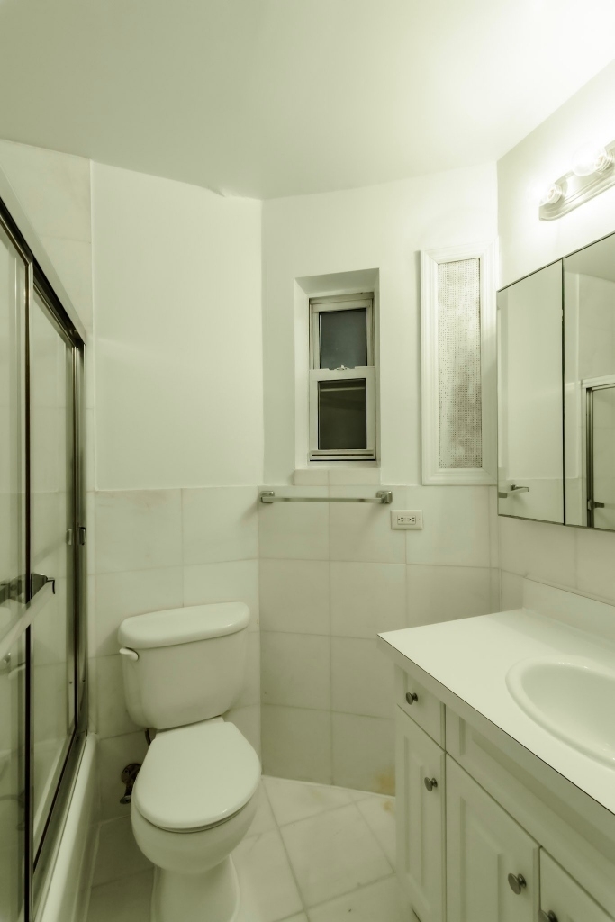 333 East 84th Street - Photo 7