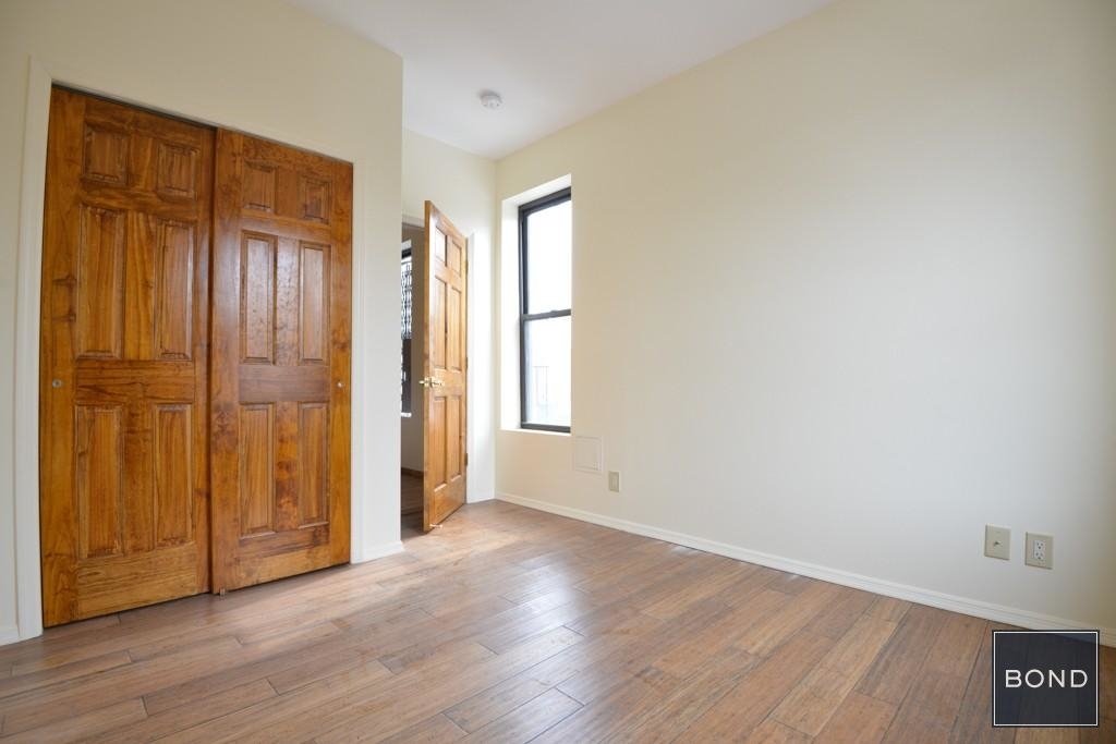 150 E 116 Street - Photo 6