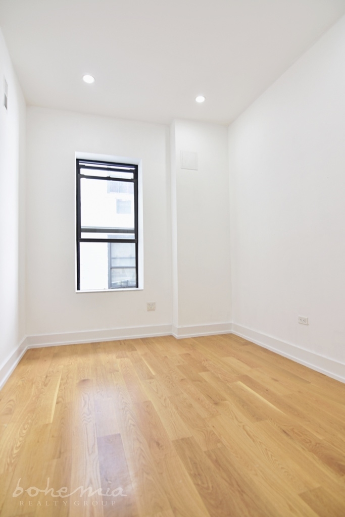 3820 Broadway - Photo 4