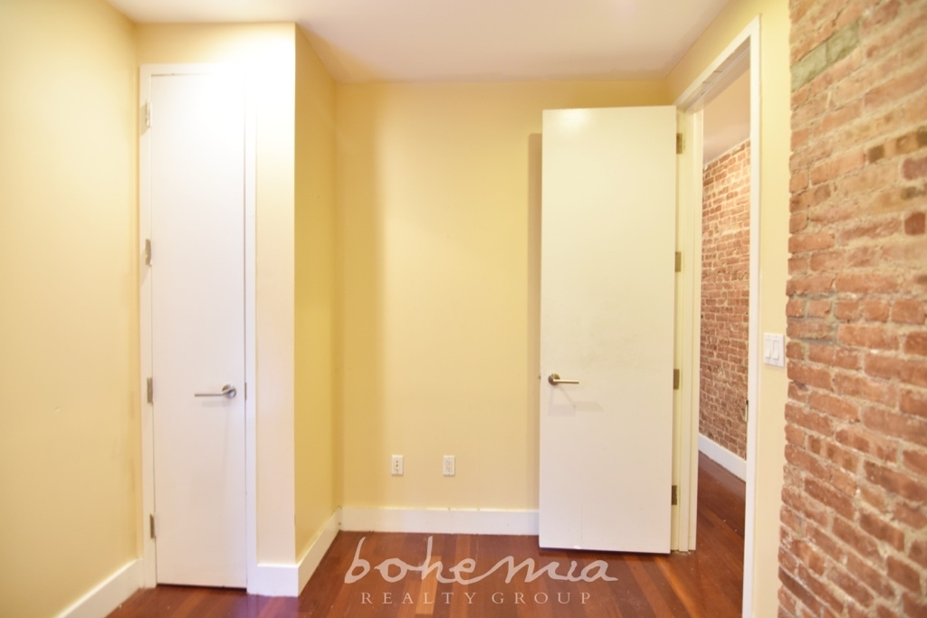 516 West 135th Street - Photo 8