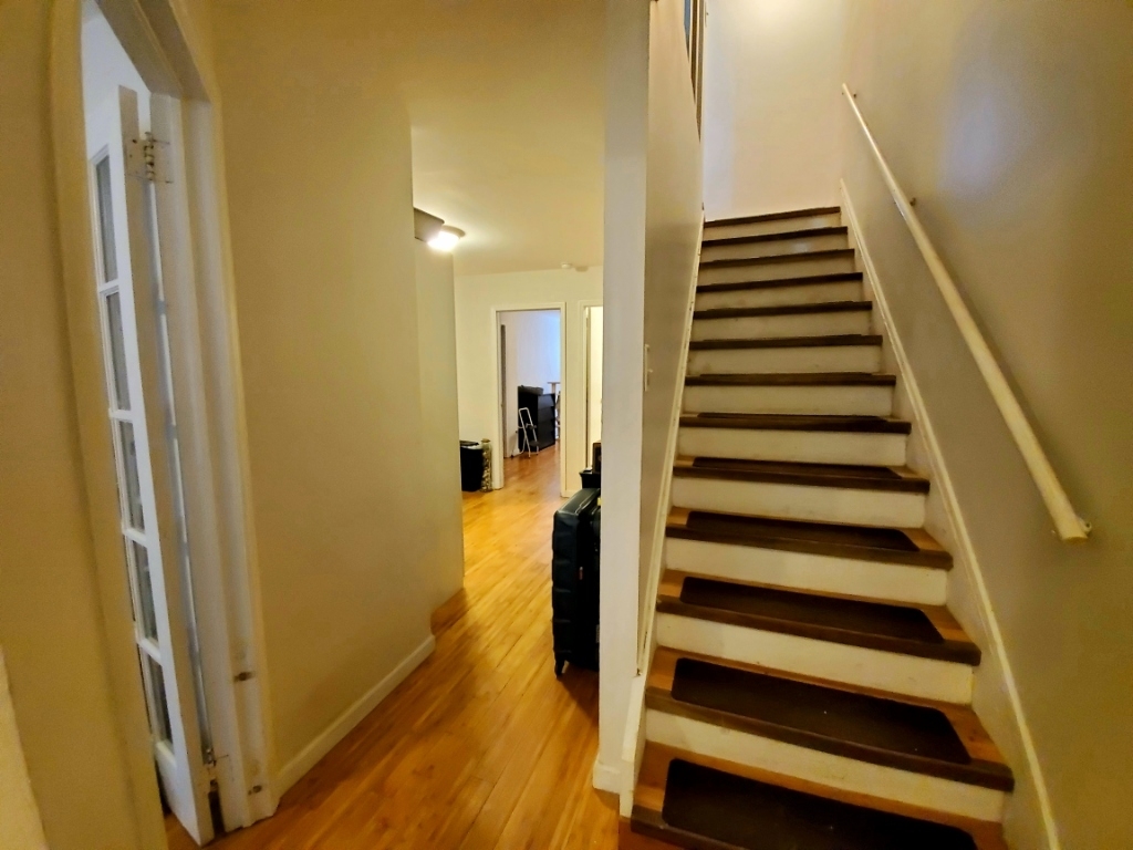 560 Monroe Street - Photo 7