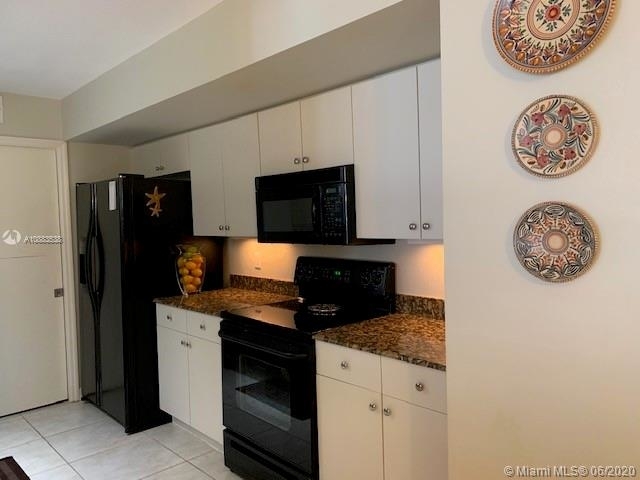 6917 Collins Ave - Photo 12