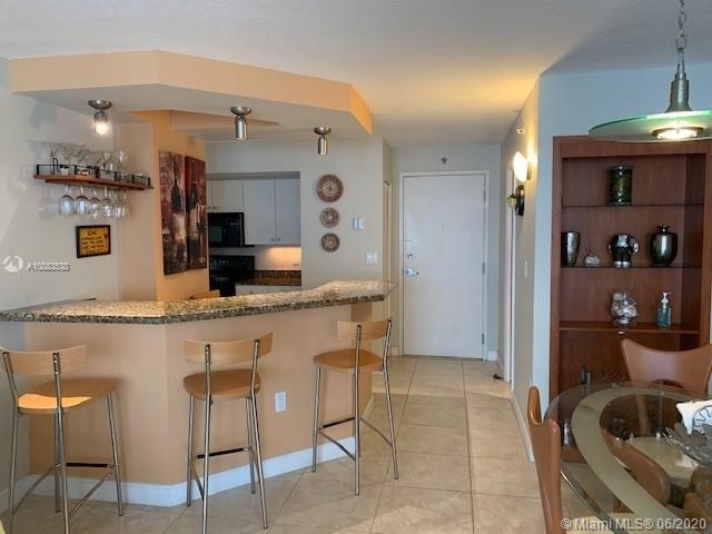 6917 Collins Ave - Photo 9