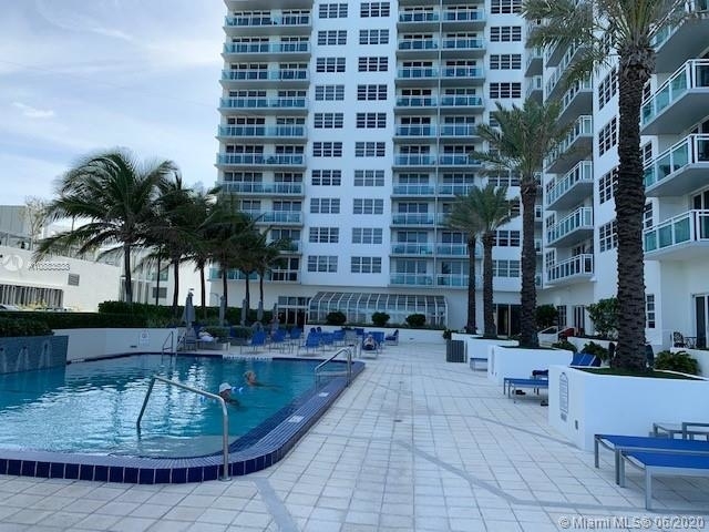 6917 Collins Ave - Photo 7