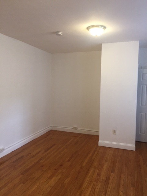 1163 Beacon St. - Photo 4