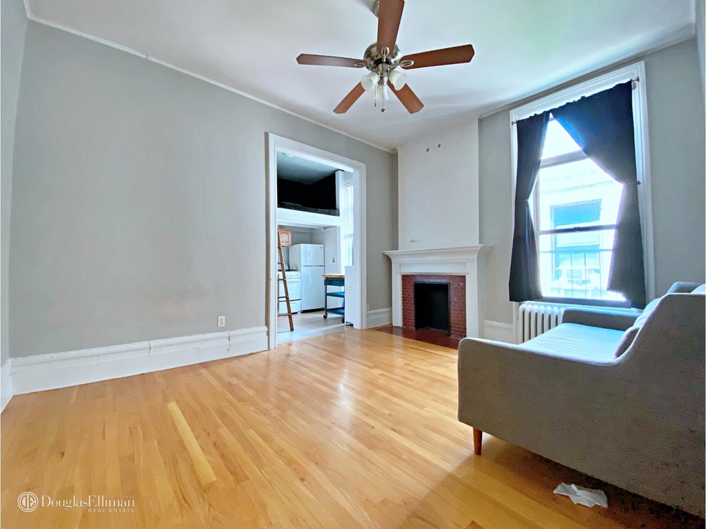 18 West 69th St - Photo 1