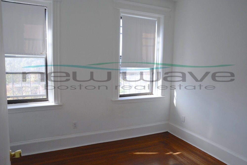 137 Peterborough St. - Photo 10