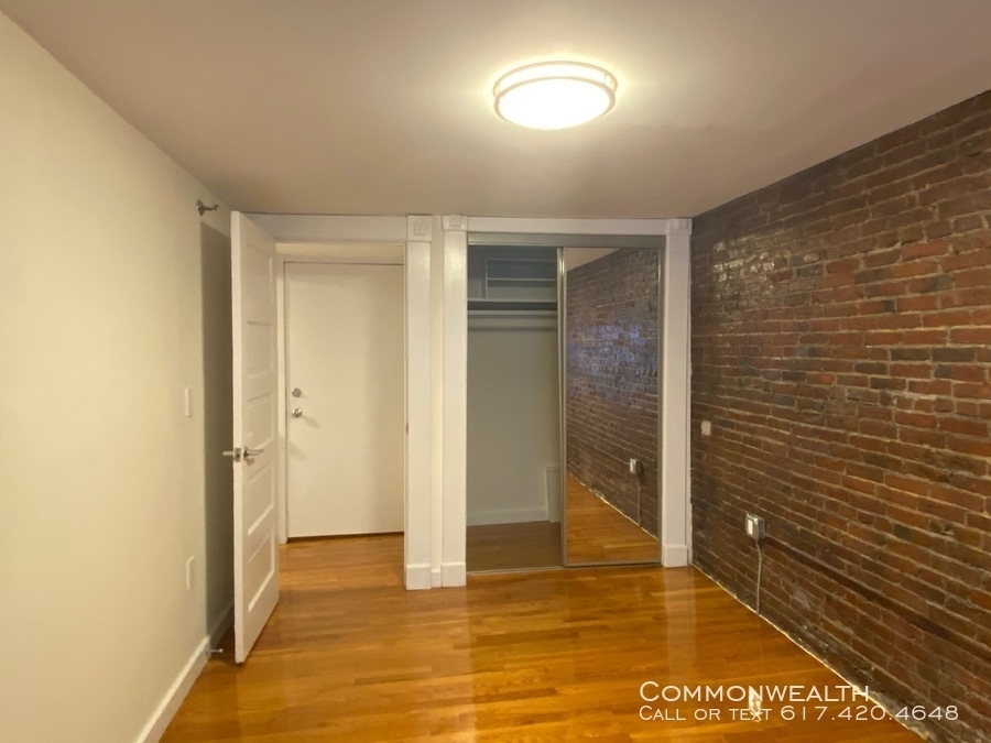 65 Hancock St - Photo 14