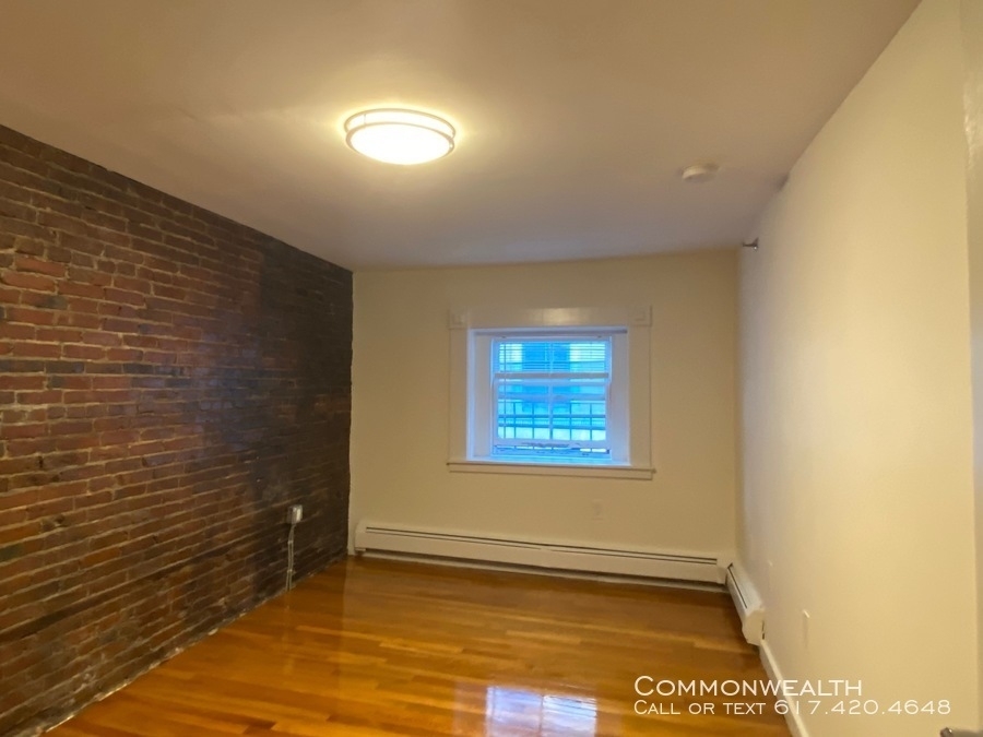 65 Hancock St - Photo 13