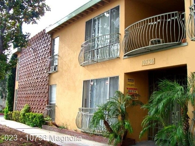 10736 Magnolia Blvd. - Photo 23