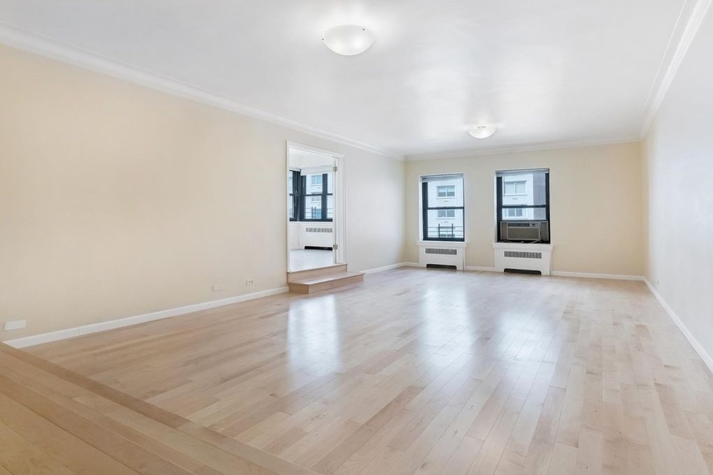 420 East 86th Street - Photo 1