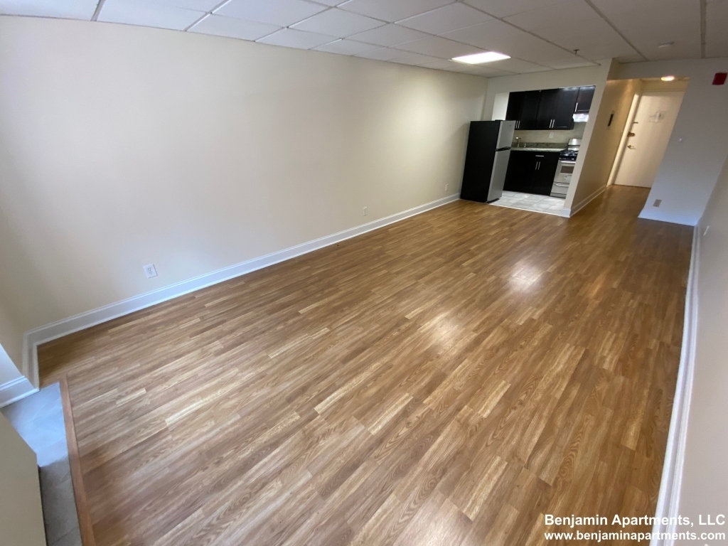 62 Boylston Street - Photo 2