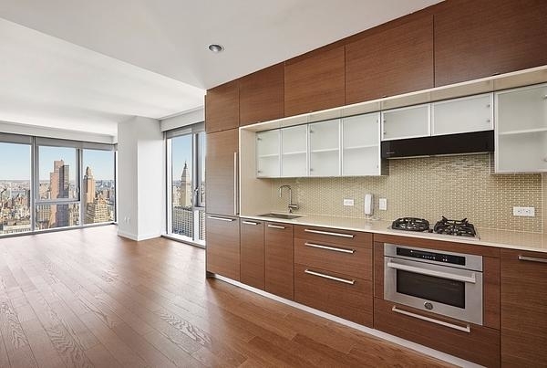 100 East 31st Street - Photo 0