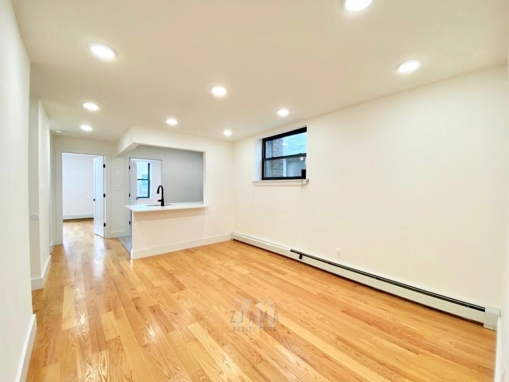 90 East 18th Street - Photo 2