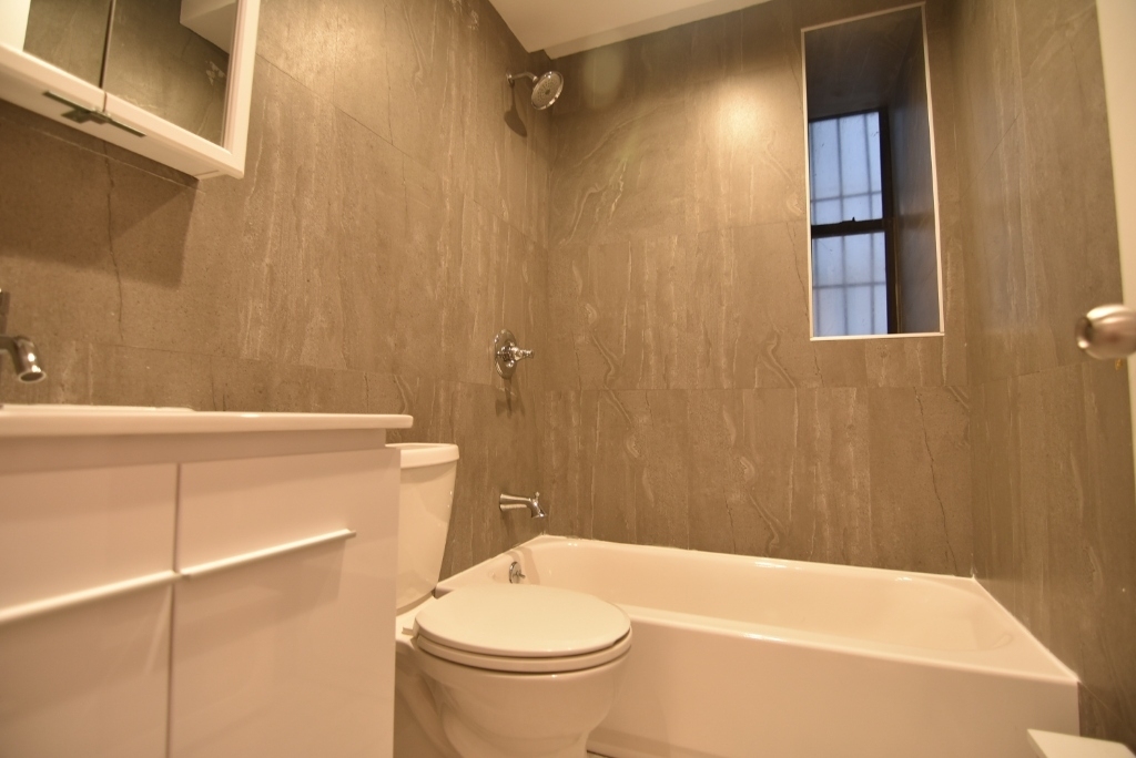 102 West 138th Street - Photo 6