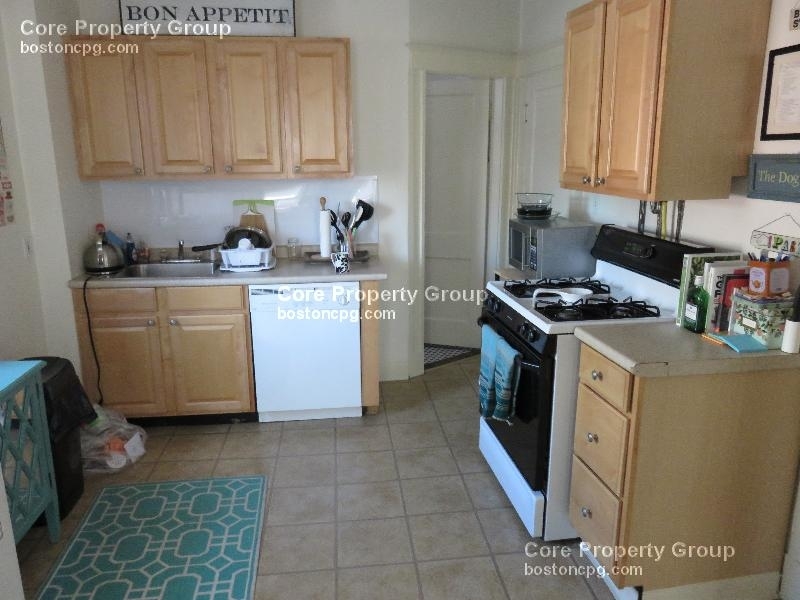 123 Richmond St. - Photo 2