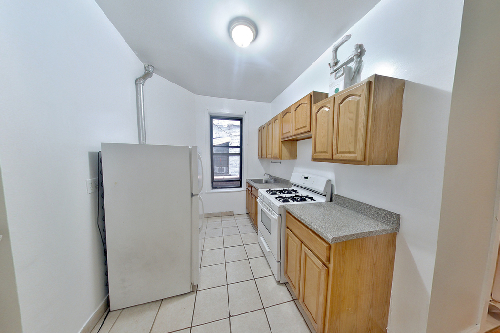 328 East 78th Street - Photo 4