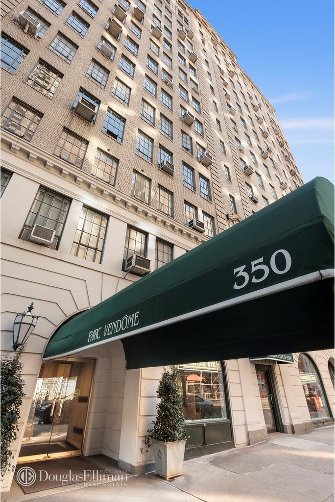 350 West 57th St - Photo 11