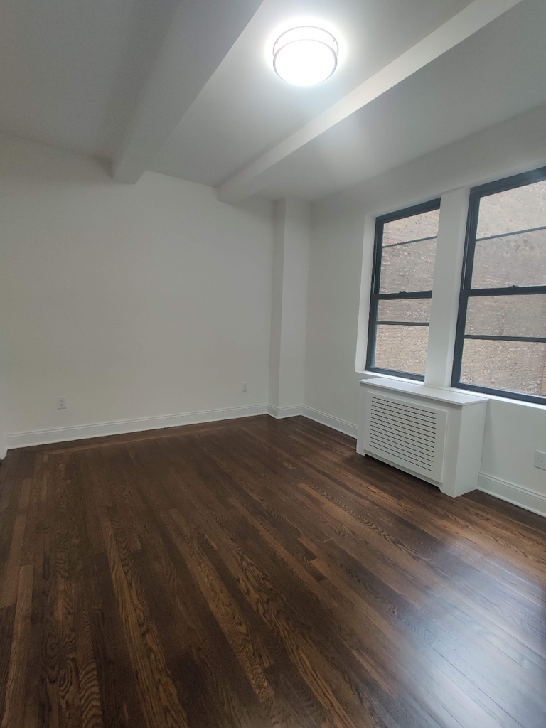 Central Park West/66 - Photo 6