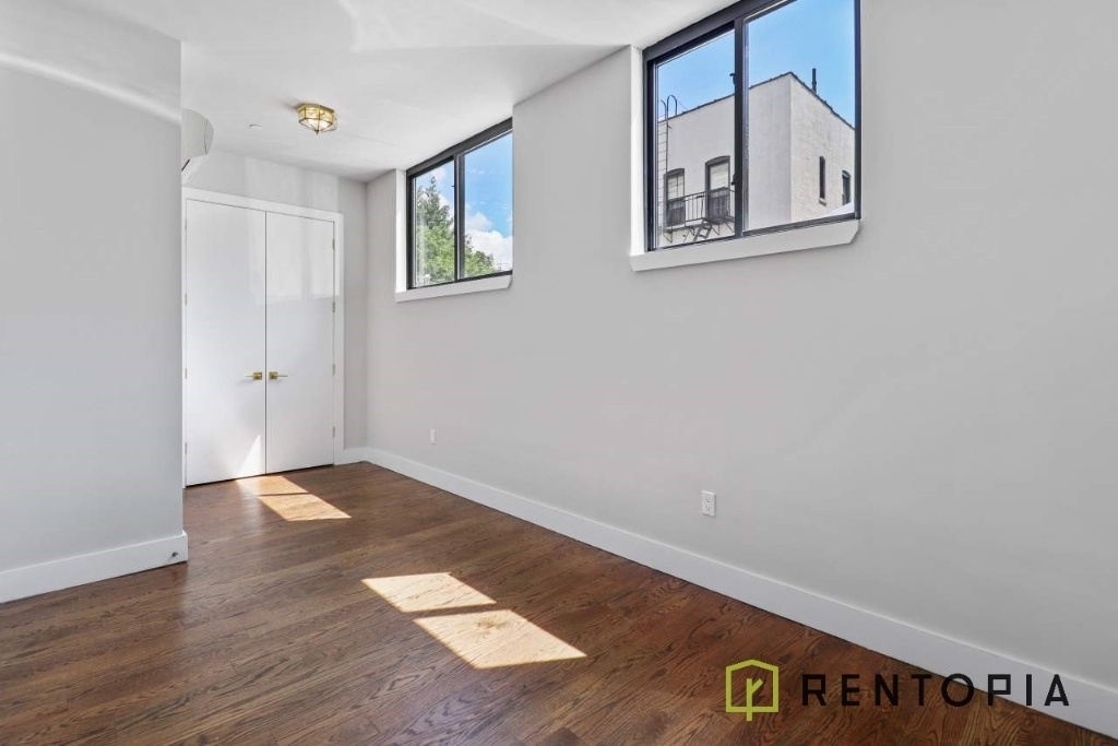 491 Washington Avenue - Photo 2