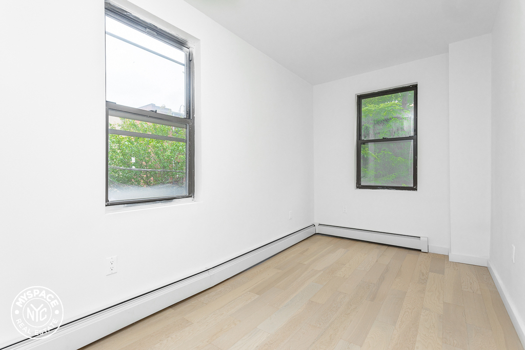 419 Marcus Garvey Boulevard - Photo 5