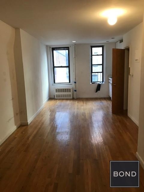 239 East 24th Street - Photo 3