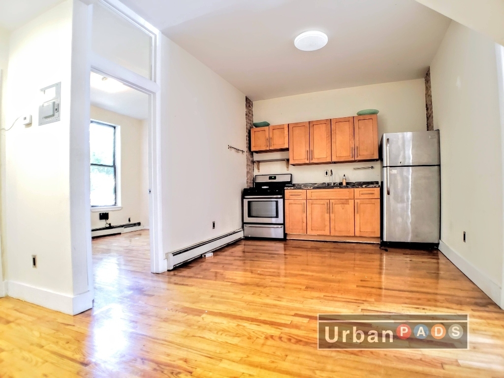 521 Lafayette Avenue - Photo 1