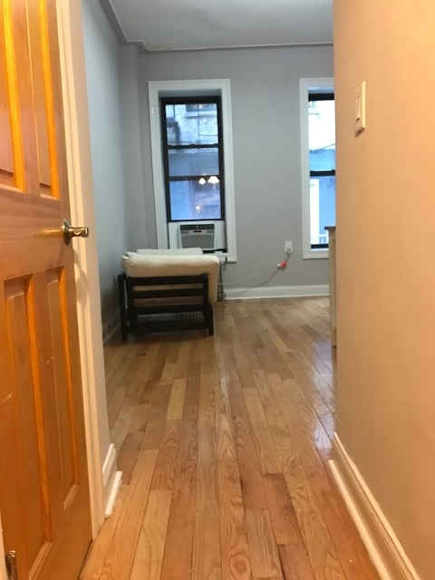 209 West 21st Street - Photo 0