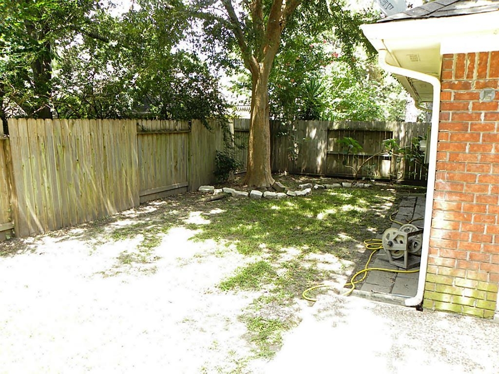 8007 Hidden Oaks Lane - Photo 18