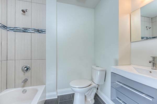 1353 West Bryn Mawr Avenue - Photo 8