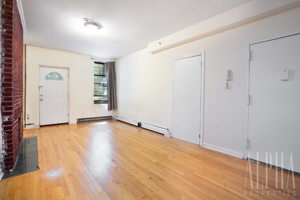 158 East 102nd Street - Photo 2