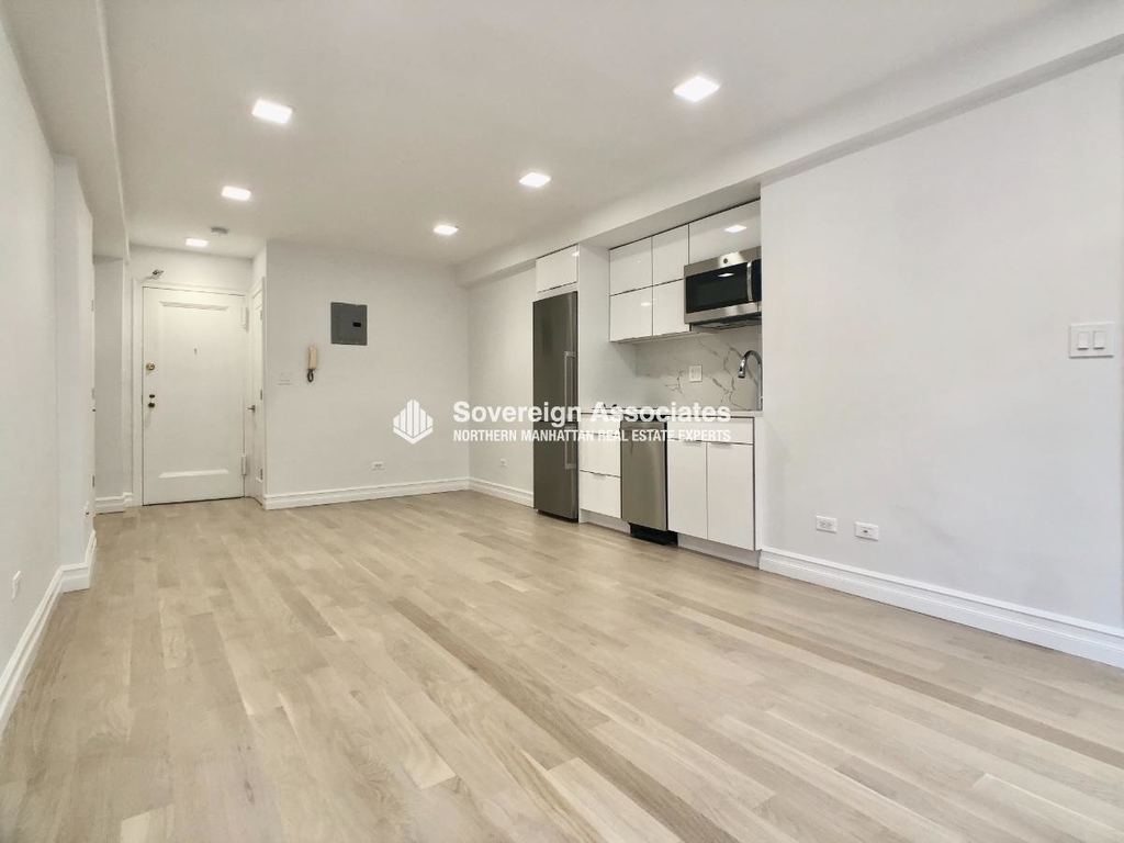 325 East 41st Street - Photo 0