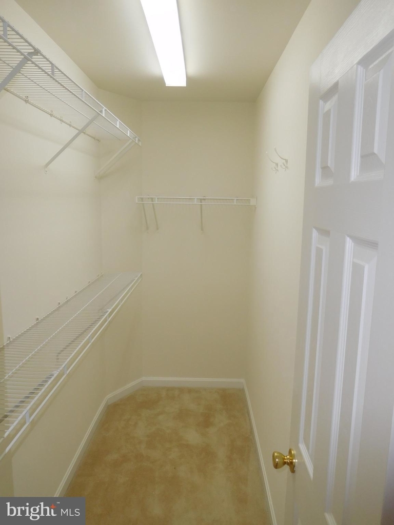 7025 Bentley Mill Place - Photo 16