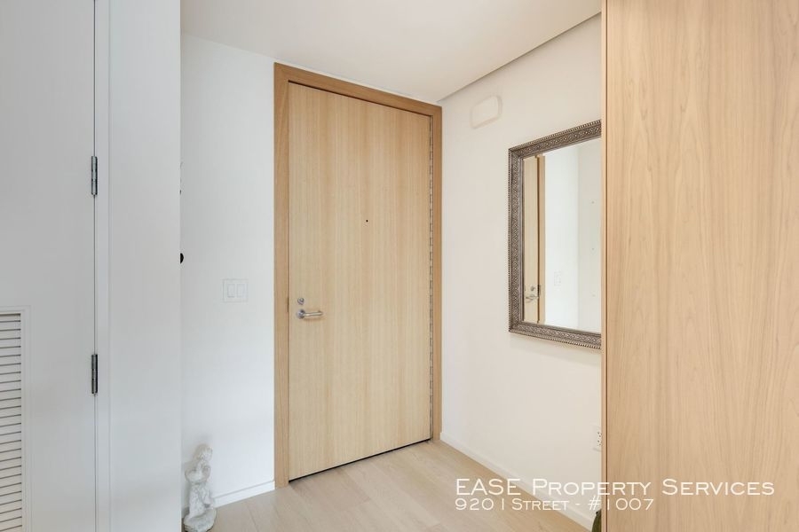 920 I Street - Photo 2