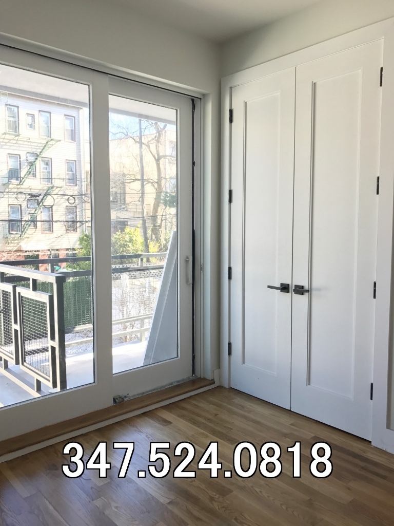 850 Metropolitan Avenue - Photo 10