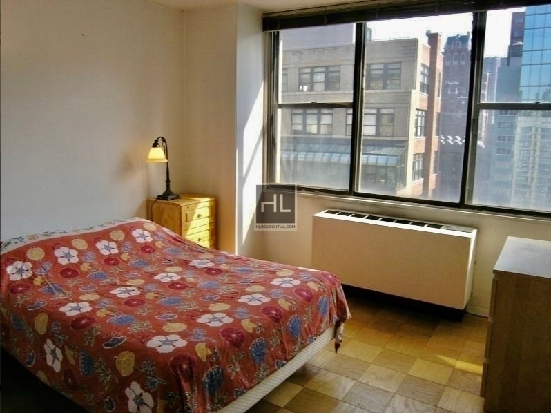 301 East 45 Street - Photo 7